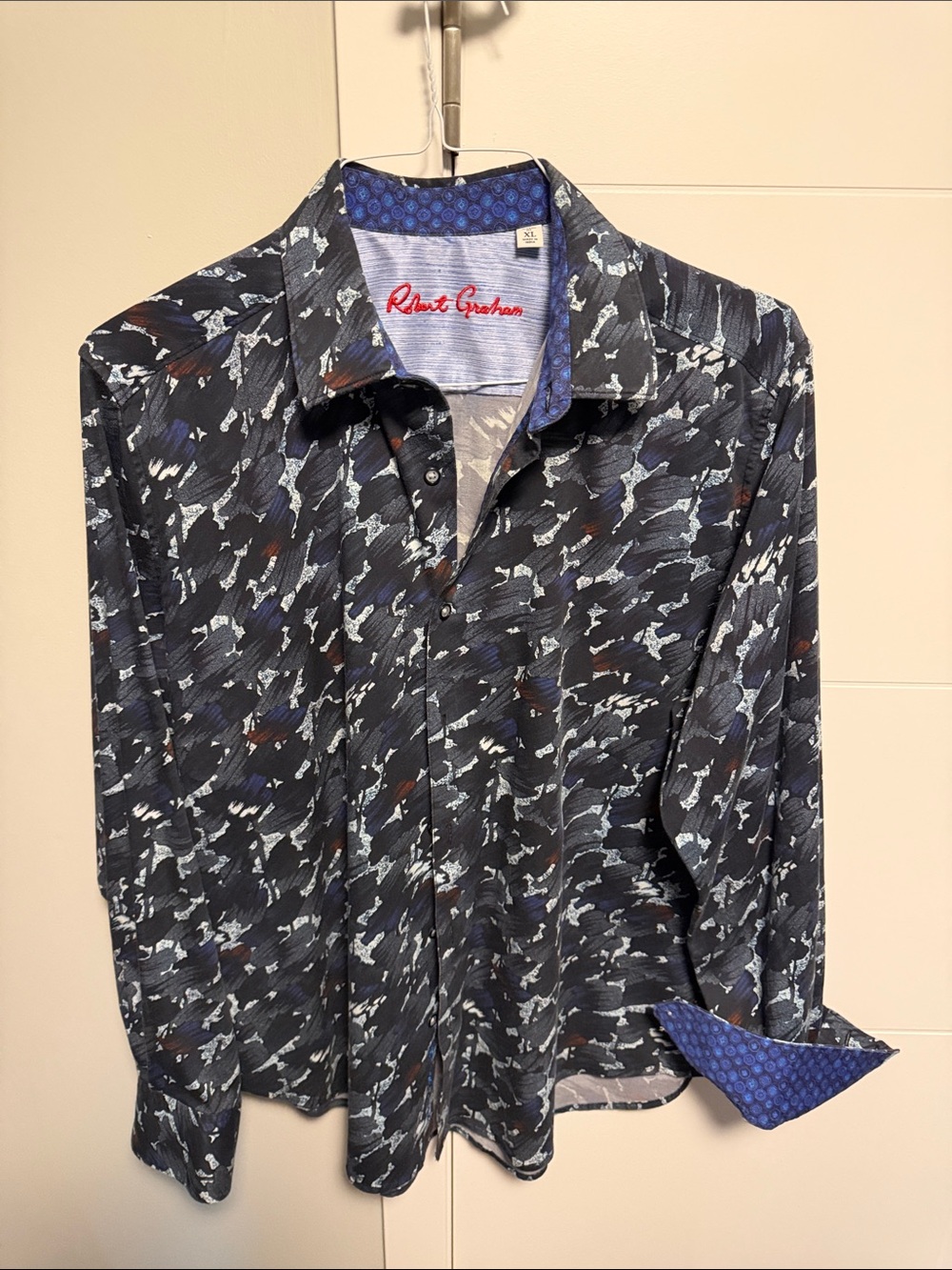 Robert Graham Men's Black Patterned Long-Sleeve Shirt Jacket (Classic Fit)